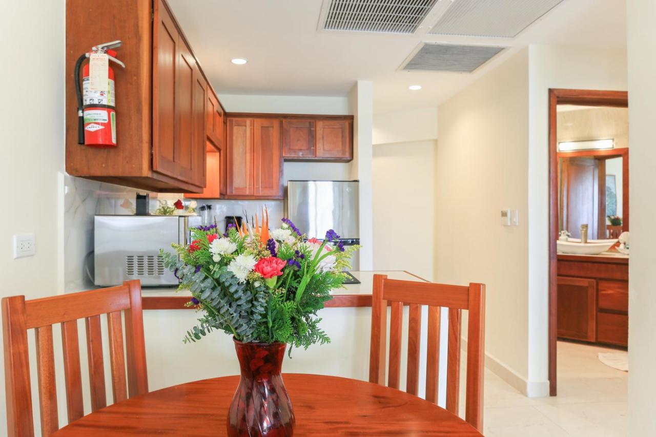 Sunbreeze Suites San Pedro  Zewnętrze zdjęcie