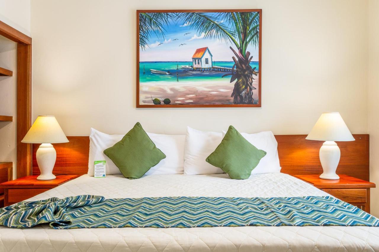 Sunbreeze Suites San Pedro  Zewnętrze zdjęcie