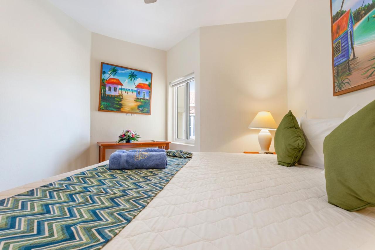 Sunbreeze Suites San Pedro  Zewnętrze zdjęcie
