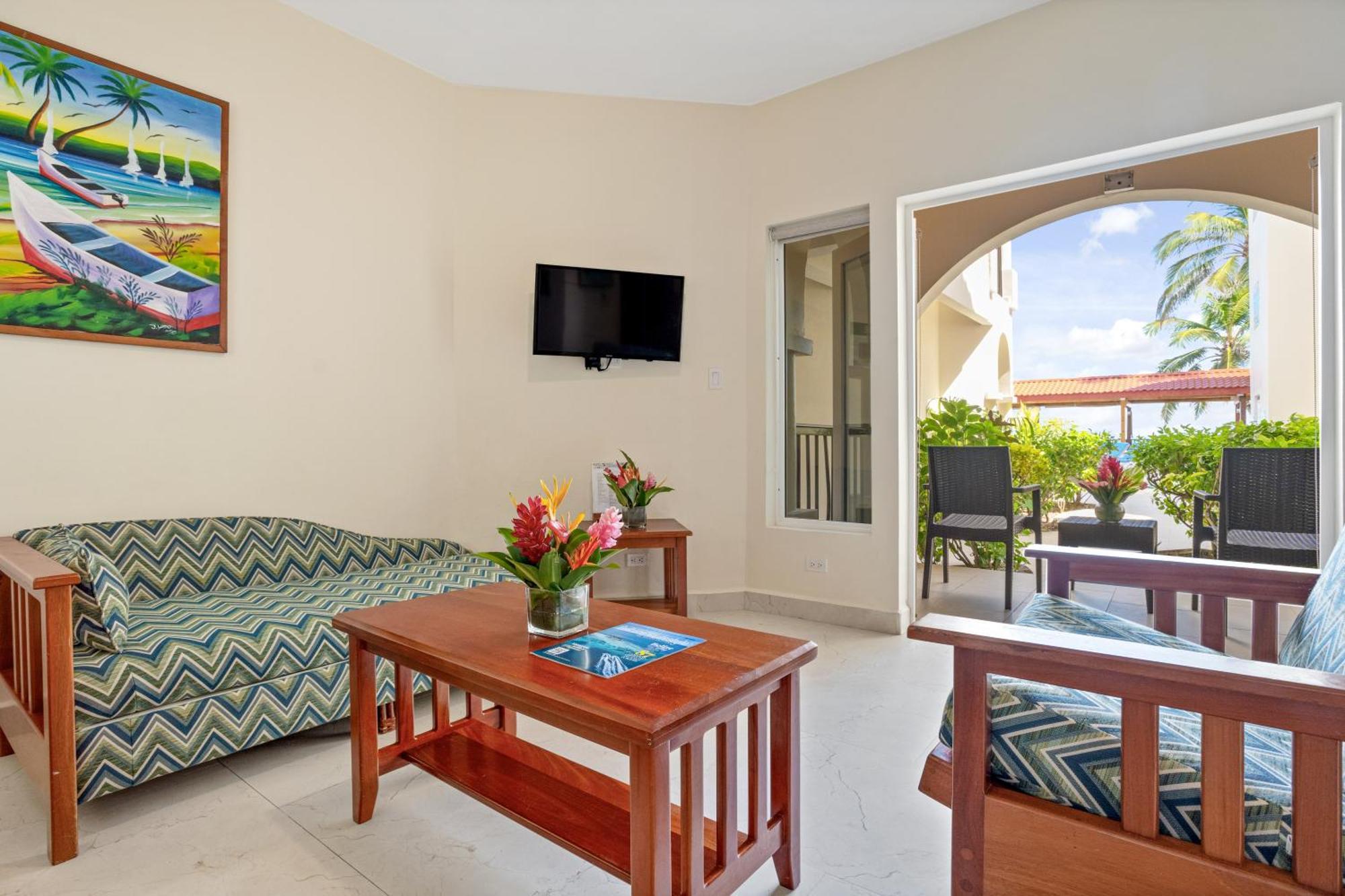Sunbreeze Suites San Pedro  Zewnętrze zdjęcie