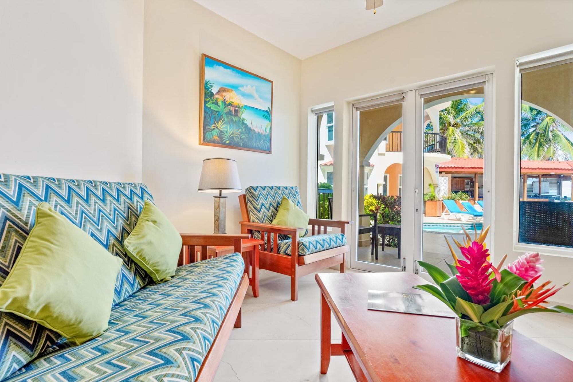 Sunbreeze Suites San Pedro  Zewnętrze zdjęcie